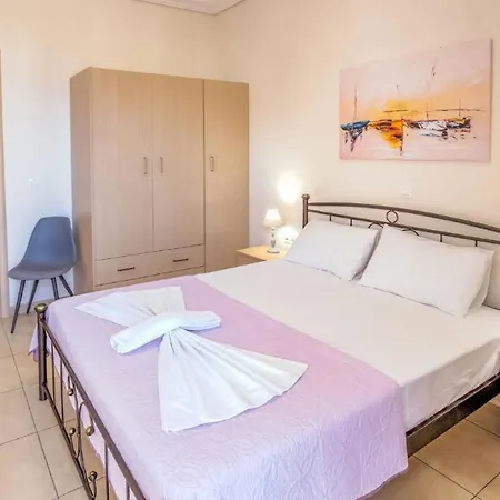 Appartement Aloustina *