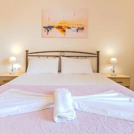 Appartement Aloustina