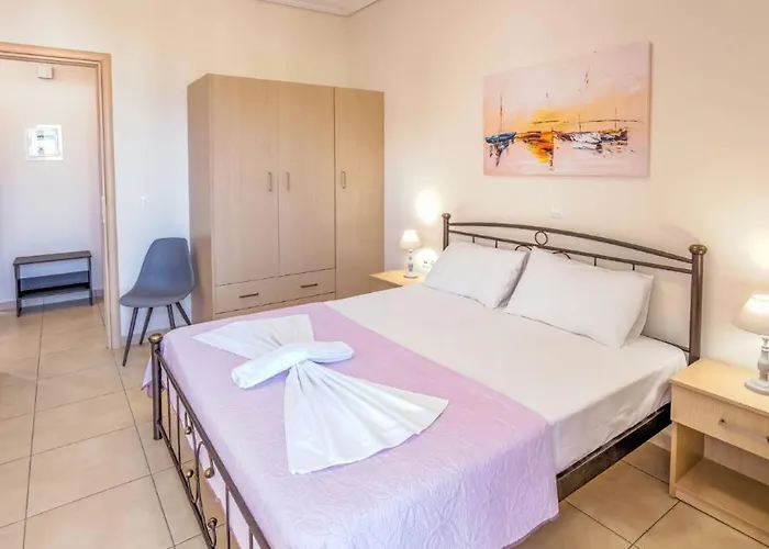 Apartamento Aloustina *