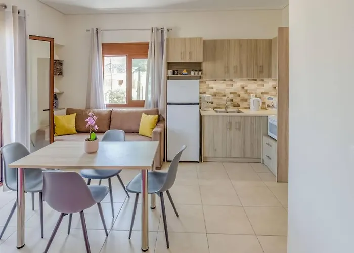 Aloustina * Archangelos (Laconia)