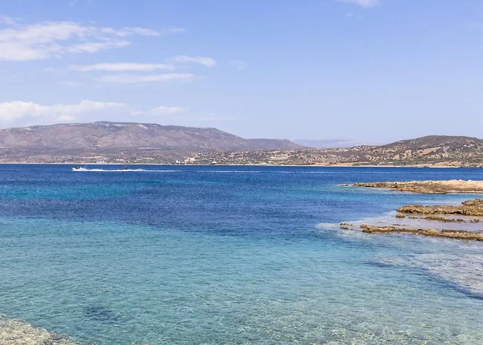 Aloustina * Archangelos (Laconia)